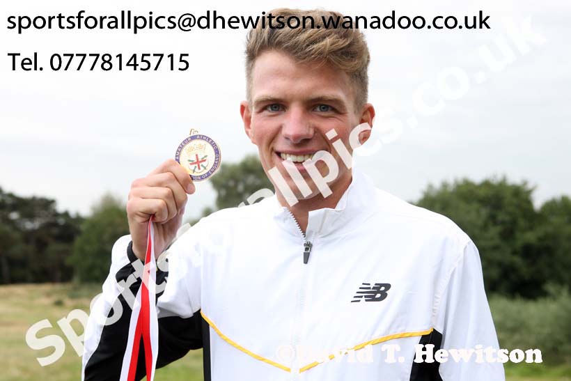 Senior mens ERRA Road Relays, Sutton Coldifield, Birmingham. Photo: David T. Hewitson/Sports for All Pics